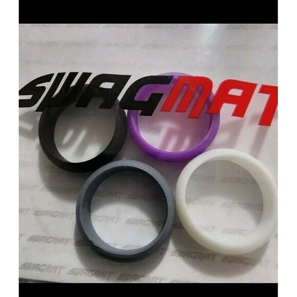 SWAGMAT SIZE 5.5 SILICONE BAND RINGS NEW IN PACK RUBBER COMFORT JEWELRY 4PK SET - Picture 1 of 6